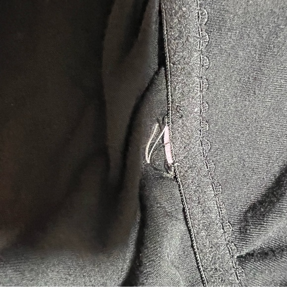 Victoria’s Secret Spaghetti Strap V-Neck Cami Slip Black White‎ Lace Chemise - Picture 6 of 7